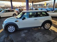 USED 2011 11 MINI HATCH FIRST 1.6 FIRST 3d 75 BHP SERVICE HISTORY - FULL MOT