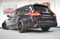 USED 2017 15 MERCEDES-BENZ C-CLASS 4.0 AMG C 63 PREMIUM 5d 469 BHP 360 CAM / PAN ROOF / CARBON