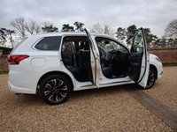 USED 2017 67 MITSUBISHI OUTLANDER 2.0 PHEV 4H 5d 200 BHP GREAT SPEC, SERVICE HISTORY AND LOW MILES MUST BEEN SEEN