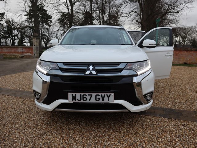 2017 67 Mitsubishi Outlander 2.0 PHEV 4H 5d 200 BHP