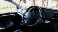 USED 2017 17 PEUGEOT TRAVELLER 2.0 BLUE HDI ALLURE COMPACT 5d 180 BHP !! NATIONWIDE DELIVERY AVAILABLE !!