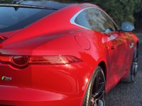 USED 2017 66 JAGUAR F-TYPE 3.0 V6 S (380) 2dr Coupe Automatic (Panoramic Sunroof / In-control Navigation / 20