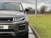USED 2017 17 LAND ROVER RANGE ROVER EVOQUE 2.0 ED4 SE TECH 5d 148 BHP (Two-Tone Full Ivory and Black Leather) !! NATIONWIDE DELIVERY AVAILABLE !!