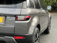 USED 2017 17 LAND ROVER RANGE ROVER EVOQUE 2.0 ED4 SE TECH 5d 148 BHP (Two-Tone Full Ivory and Black Leather) !! NATIONWIDE DELIVERY AVAILABLE !!