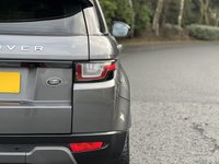 USED 2017 17 LAND ROVER RANGE ROVER EVOQUE 2.0 ED4 SE TECH 5d 148 BHP (Two-Tone Full Ivory and Black Leather) !! NATIONWIDE DELIVERY AVAILABLE !!