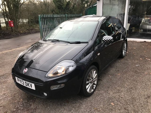 2013 13 Fiat Punto 1.4 JET BLACK 3d 77 BHP *LIMITED EDITION*
