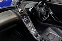 USED 2016 16 MCLAREN 650S 3.8 V8 SPIDER 2d FRONT LIFT, CARBON INTAKES, FULL LEATHER HEATED MEMORY SEATS, FRONT LIFT, REV CAMERA, MERIDIAN SOUND, FRONT PPF, CARBON INTERIOR, CARBON BLADES, 12 MONTH WARRANTY