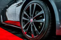 USED 2018 68 JAGUAR XE 2.0 D R-SPORT 4d 178 BHP HTD SEATS + SENSORS + 2 KEYS