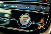 USED 2018 68 JAGUAR XE 2.0 D R-SPORT 4d 178 BHP HTD SEATS + SENSORS + 2 KEYS