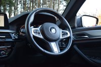 USED 2020 20 BMW 5 SERIES 3.0 530D M SPORT 4d 261 BHP HUD / M SPORT+ & TECH PACKS