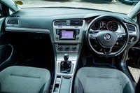 USED 2014 14 VOLKSWAGEN GOLF 1.6 SE TDI BLUEMOTION TECHNOLOGY 3d 103 BHP FSH +