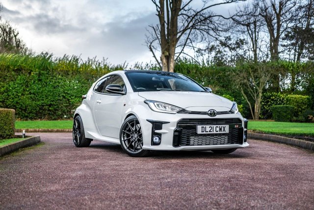 2021 21 Toyota Yaris 1.6 GR-Y CIRCUIT 3d 257 BHP