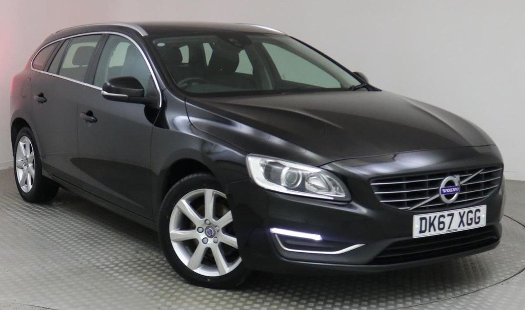 USED 2017 67 VOLVO V60 2.0 D4 SE LUX NAV 5d AUTO 188 BHP 