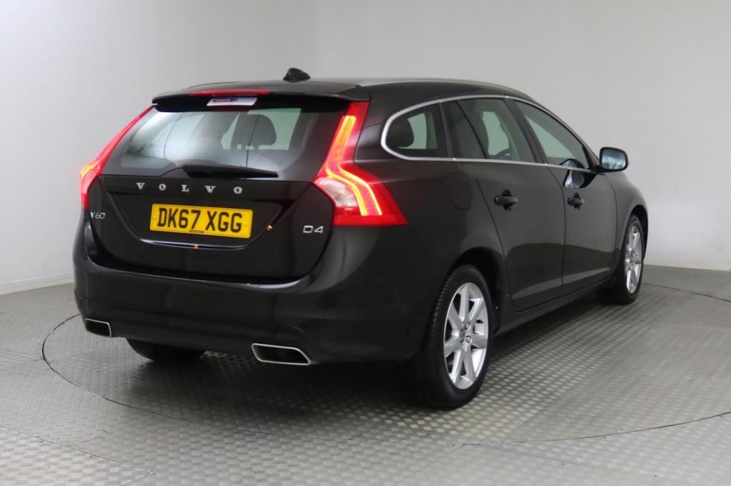USED 2017 67 VOLVO V60 2.0 D4 SE LUX NAV 5d AUTO 188 BHP 