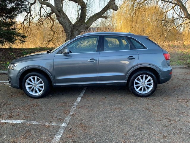 View our AUDI Q3