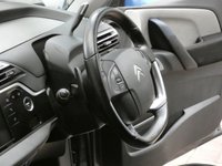 USED 2017 17 CITROEN C4 GRAND PICASSO 1.6 BLUEHDI FEEL S/S EAT6 5d 118 BHP EURO 6 CAZ AND ULEZ COMPLIANT 7 SEATS MASSAGING SEATS SAT NAV CRUISE CONTROL PARKING SESNORS