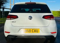 USED 2018 68 VOLKSWAGEN GOLF 1.6 SE NAVIGATION TDI BLUEMOTION TECHNOLOGY DSG 5d 114 BHP DSG - SAT NAV - CRUISE CONTROL - BLUETOOTH