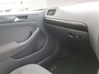 USED 2011 61 VOLKSWAGEN JETTA 1.6 SE TDI BLUEMOTION TECHNOLOGY 4d 104 BHP &pound;20 Road Tax