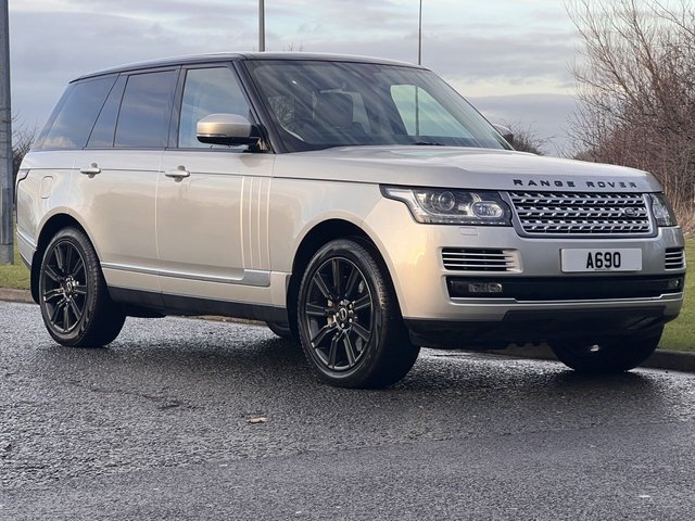 2014 14 Land Rover Range Rover 4.4 SDV8 (340) Vogue SE 5dr Automatic (Black Stealth Pack / 4 Zone Climate)