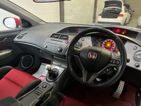 USED 2008 M HONDA CIVIC 2.0 I-VTEC TYPE-R GT 3d 198 BHP Auto Lights/Wipers, Cruise
