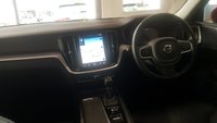 USED 2019 69 VOLVO V60 2.0 T4 MOMENTUM PLUS 5d 188 BHP 
