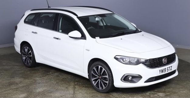 2019 19 Fiat Tipo 1.6 MULTIJET LOUNGE 5d 120 BHP
