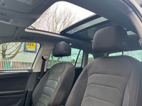 USED 2017 17 VOLKSWAGEN TIGUAN 2.0 SEL TDI BLUEMOTION TECHNOLOGY DSG 5d 148 BHP 