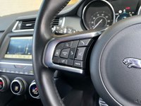 USED 2019 69 JAGUAR E-PACE 2.0 R-DYNAMIC S 5d 148 BHP 