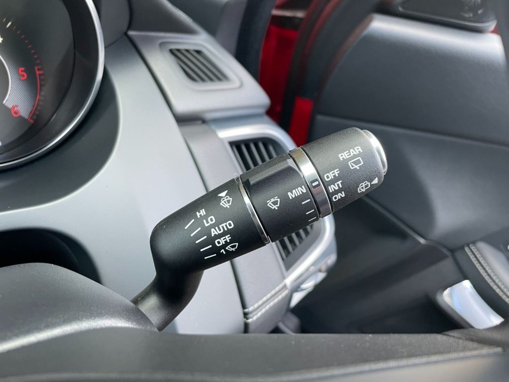 USED 2019 69 JAGUAR E-PACE 2.0 R-DYNAMIC S 5d 148 BHP 