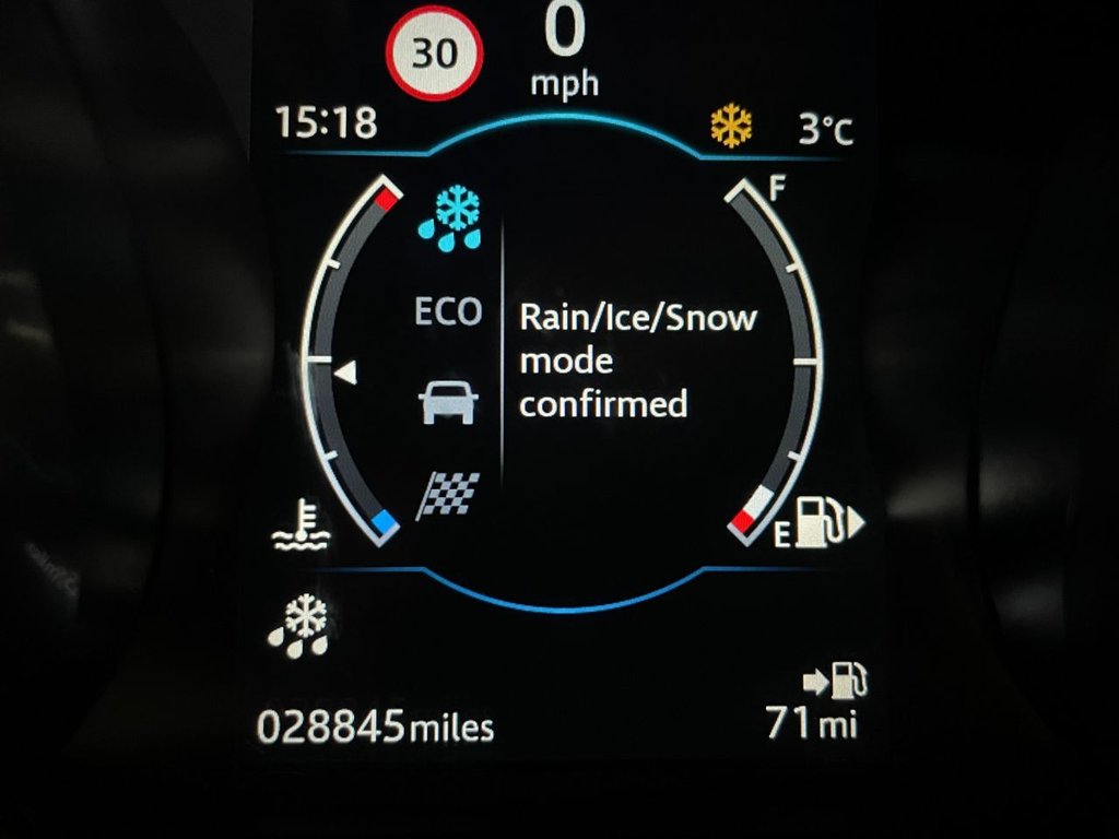 USED 2019 69 JAGUAR E-PACE 2.0 R-DYNAMIC S 5d 148 BHP 