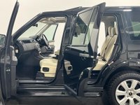 USED 2013 13 LAND ROVER DISCOVERY 3.0 4 SDV6 HSE 5d 255 BHP Striking Santorini Black . Ivory full leather