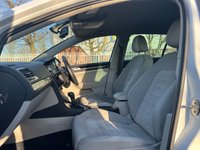 USED 2016 16 VOLKSWAGEN GOLF 1.4 GT TSI ACT BLUEMOTION TECHNOLOGY DSG 5d 148 BHP 