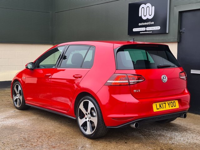 View our VOLKSWAGEN GOLF