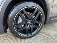 USED 2022 22 MERCEDES-BENZ GLB 2.0 AMG GLB 35 4MATIC PREMIUM PLUS 5d 302 BHP 