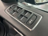 USED 2019 19 JAGUAR F-PACE 2.0 PORTFOLIO AWD 5d 238 BHP PAN ROOF / APPLE CARPLAY / ANDROID