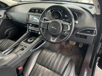 USED 2019 19 JAGUAR F-PACE 2.0 PORTFOLIO AWD 5d 238 BHP PAN ROOF / APPLE CARPLAY / ANDROID