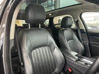 USED 2019 19 JAGUAR F-PACE 2.0 PORTFOLIO AWD 5d 238 BHP PAN ROOF / APPLE CARPLAY / ANDROID
