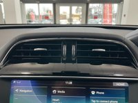 USED 2019 19 JAGUAR F-PACE 2.0 PORTFOLIO AWD 5d 238 BHP PAN ROOF / APPLE CARPLAY / ANDROID