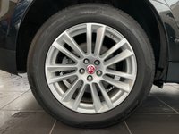 USED 2019 19 JAGUAR F-PACE 2.0 PORTFOLIO AWD 5d 238 BHP PAN ROOF / APPLE CARPLAY / ANDROID