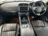 USED 2019 19 JAGUAR F-PACE 2.0 PORTFOLIO AWD 5d 238 BHP PAN ROOF / APPLE CARPLAY / ANDROID