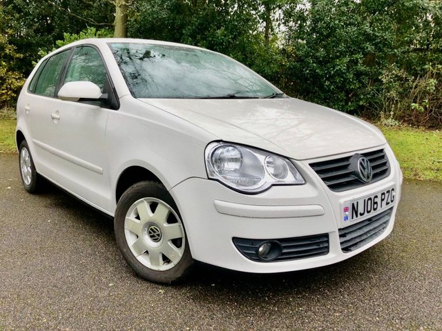 2006 06 Volkswagen Polo 1.2 S 5d 54 BHP ONLY 61,600 MILES // X13 SERVICE STAMPS\\BLUETOOTH//USB PORT//AUX-IN//X4 AIRBAGS//ALLOY WHEELS//ELECTRIC WINDOWS//CENTRAL LOCKING//JUST SERVICED AND MOT'D BY US