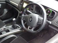 USED 2017 17 RENAULT MEGANE 1.5 DCI DYNAMIQUE NAV ESTATE 