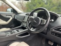 USED 2016 66 JAGUAR F-PACE 2.0d (180) AWD R-Sport 5dr Automatic EURO6 (Widescreen Touch Pro Virtual Navigation) !! NATIONWIDE DELIVERY AVAILABLE !!