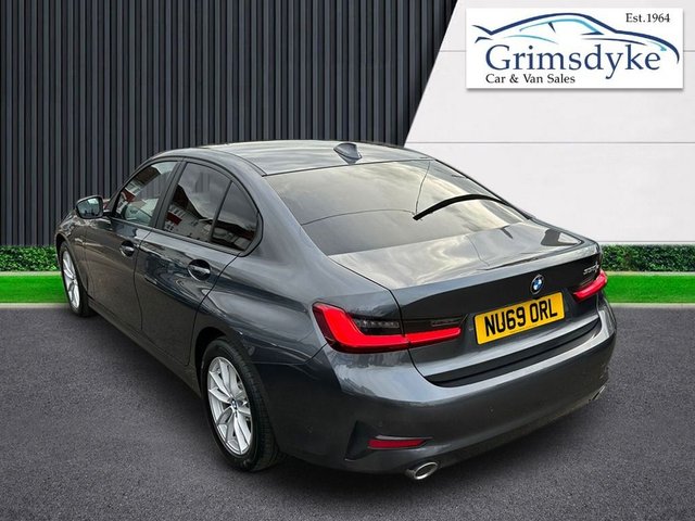 View our BMW 3 SERIES