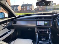 USED 2016 16 JAGUAR XF 2.0 R-SPORT 4d 177 BHP 