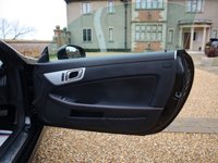 USED 2013 13 MERCEDES-BENZ SLK 2.1 SLK250 CDI BLUEEFFICIENCY AMG SPORT 2d 204 BHP LOW MILES, GREAT SERVICE HISTORY AND FANTASTIC CONDITION
