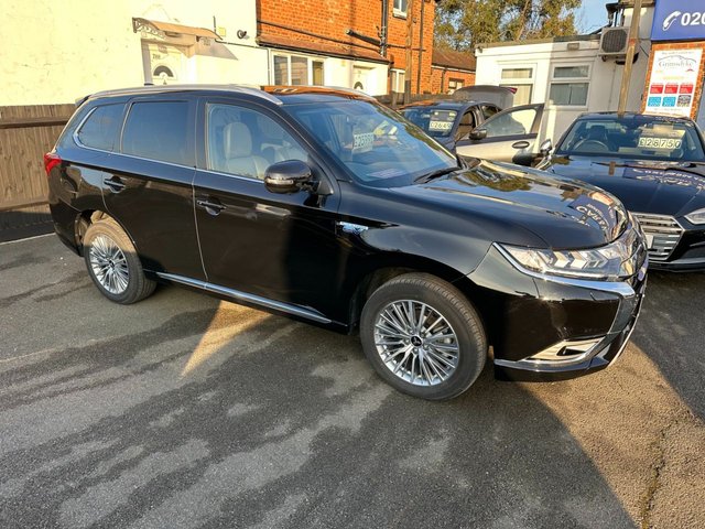 View our MITSUBISHI OUTLANDER