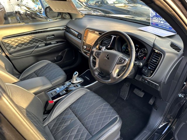 View our MITSUBISHI OUTLANDER