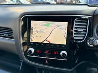 USED 2020 69 MITSUBISHI OUTLANDER 2.4 PHEV EXCEED 5d 222 BHP ** RAC BUYSURE INSPECTED **