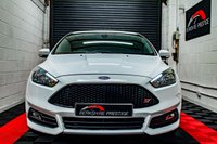USED 2017 G FORD FOCUS 2.0 ST-2 5d 247 BHP FSH + 2 KEYS